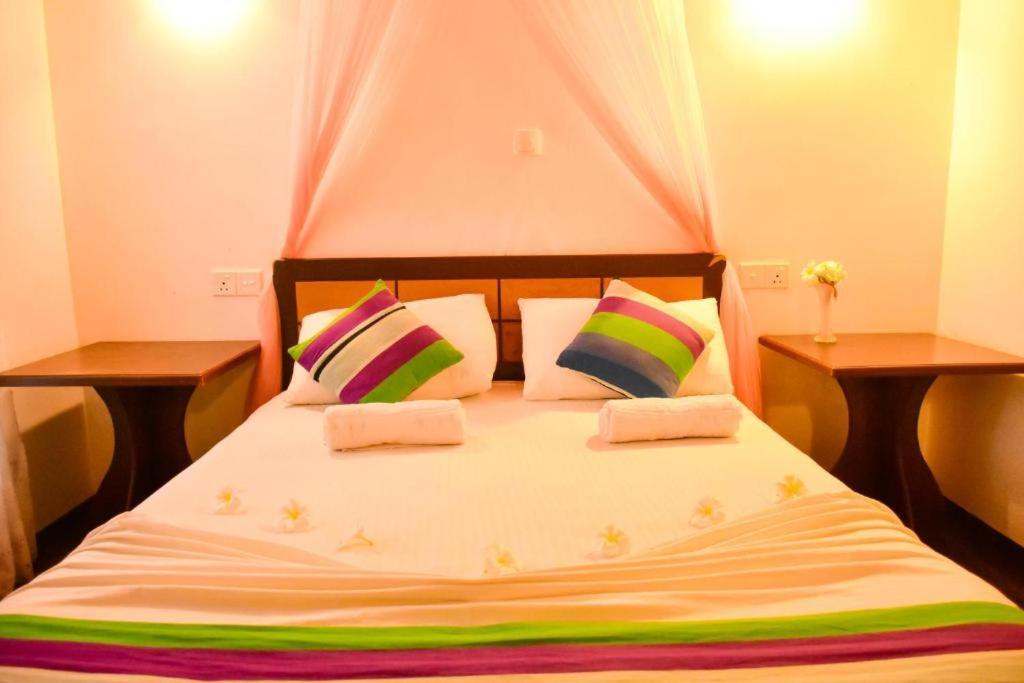 Turtles View Resort Tangalle Dış mekan fotoğraf